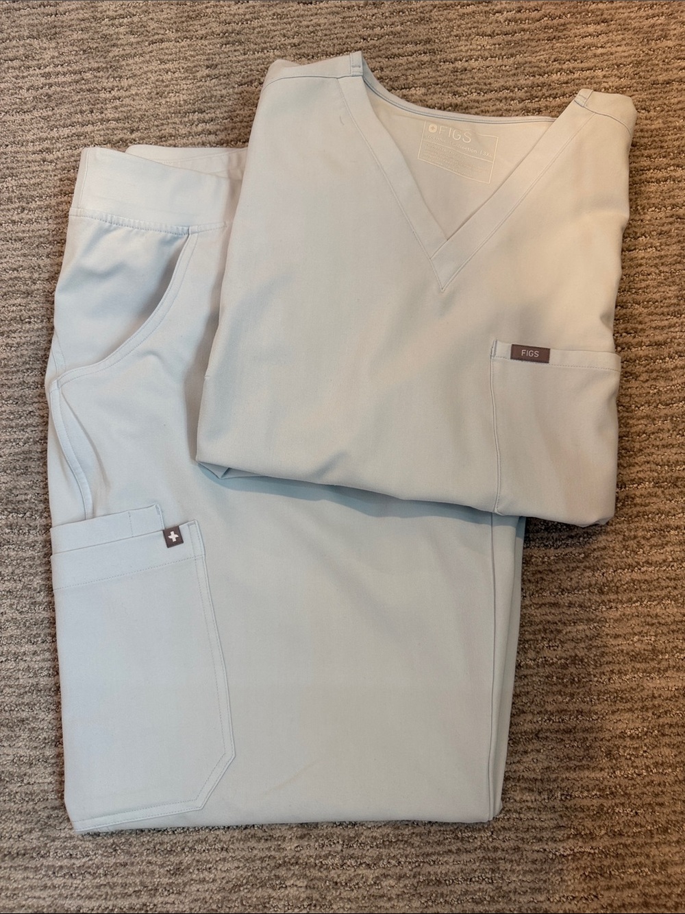 FIGS Scrub Set with Pocket